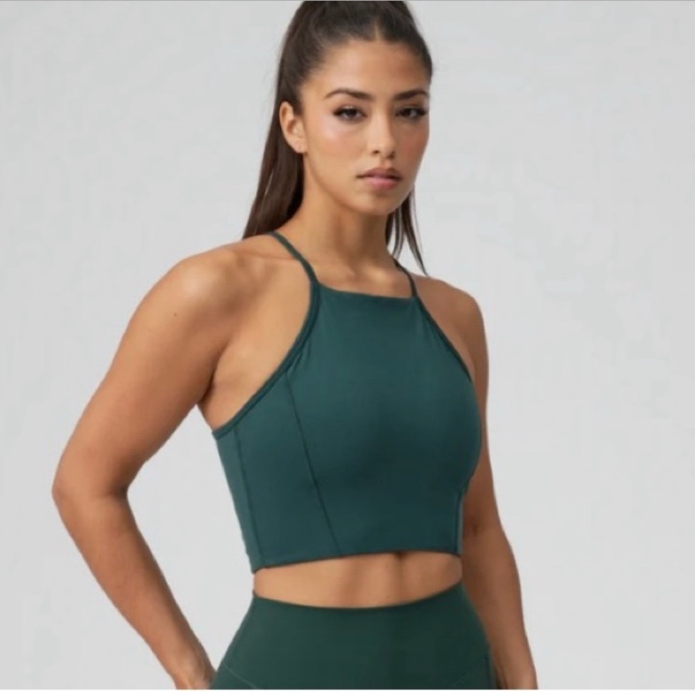 Avo Green Ivy Crop size small